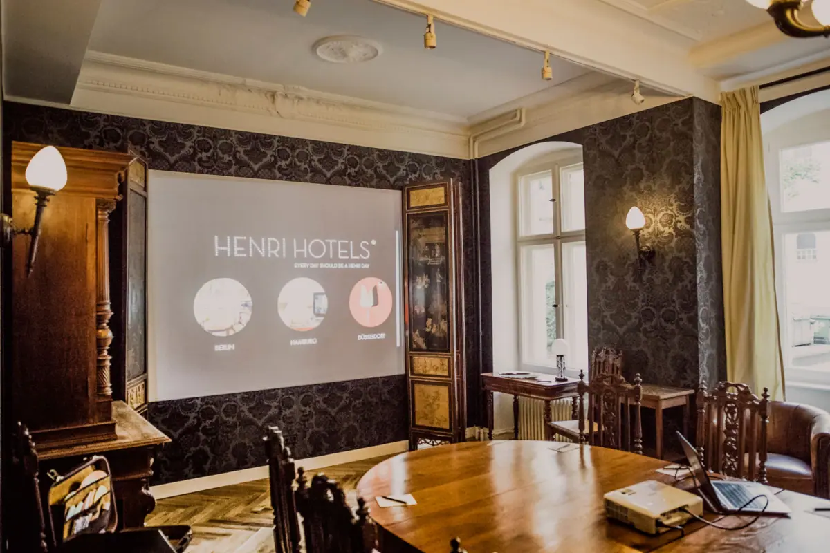 A room with canvas and furniture.