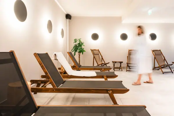 A group of chairs in a room.