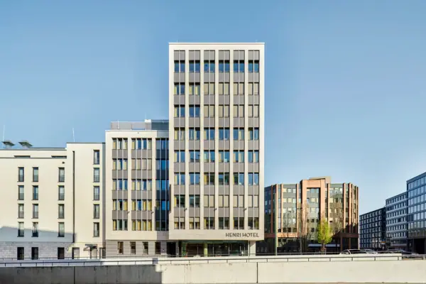 A building with lots of windows.