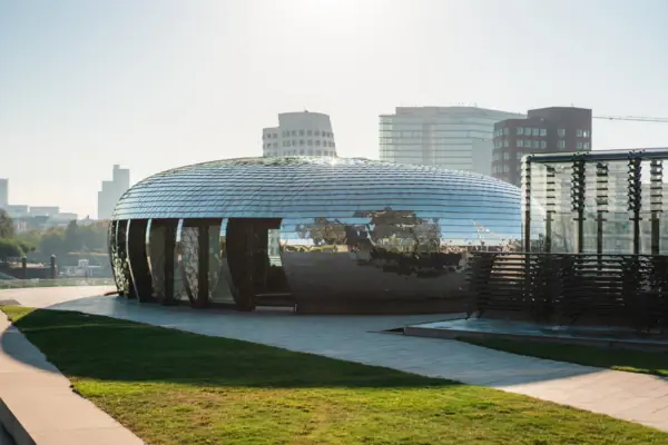 A building with a circular structure in Düsseldorf’s Medienhafen...
