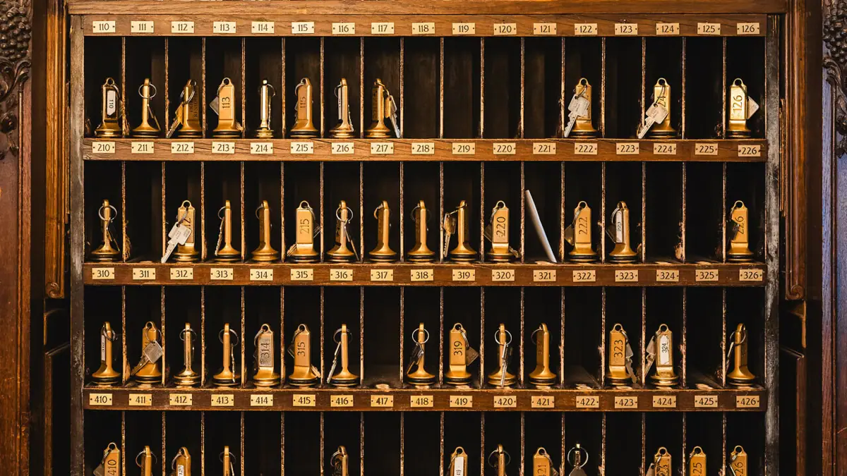 Key cabinet with many room keys